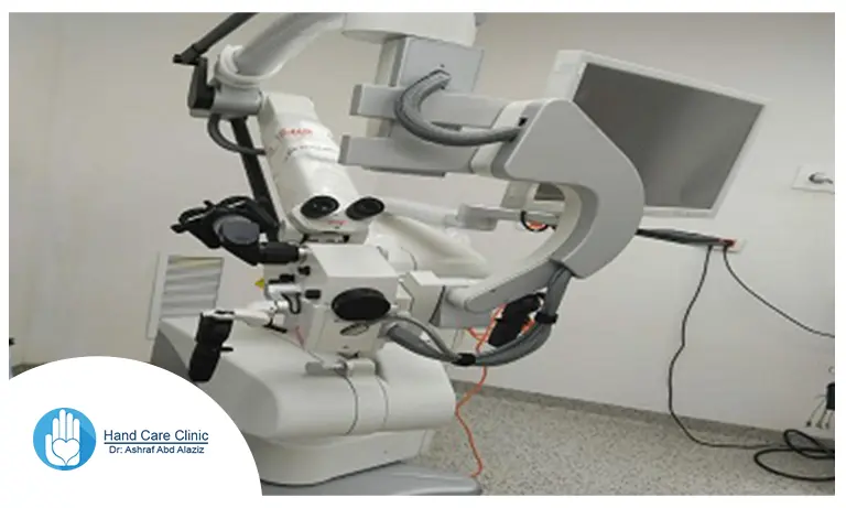 الميكروسكوب الجراحي